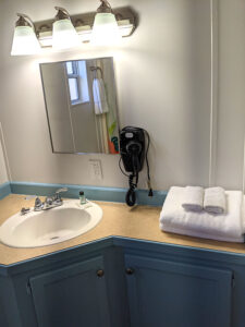 tiny houses for rent furnished