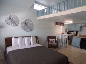 tiny houses cabins furnished workamping plant worker lodging kemah seabrook webster bacliff san leon league city