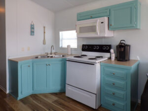 tiny houses cabins furnished workamping plant worker lodging kemah seabrook webster bacliff san leon league city